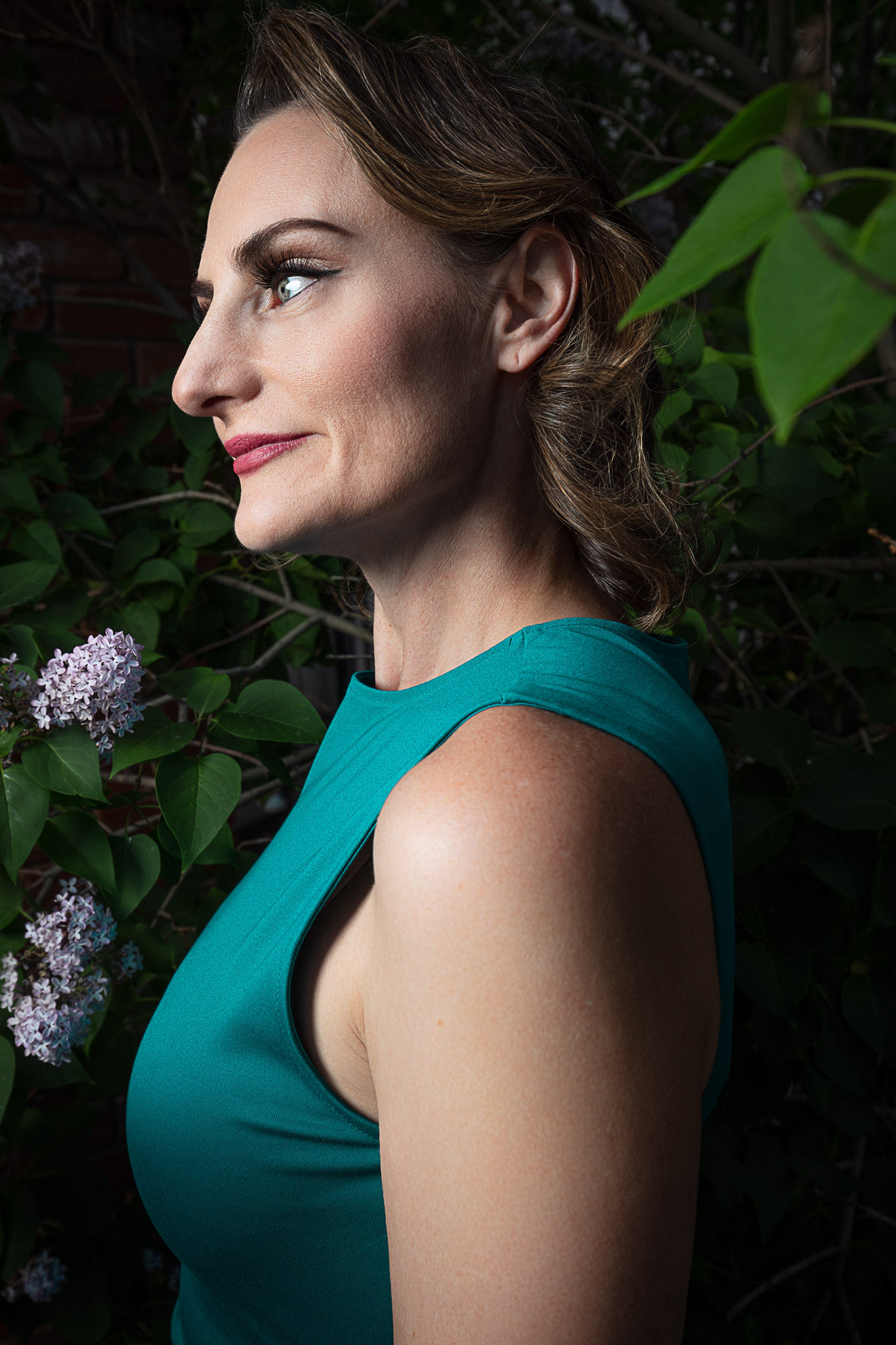 Amanda — Calgary-based PR and visibility strategist, founder of Amanda Networks, supporting clients in Calgary, Los Angeles, and across North America